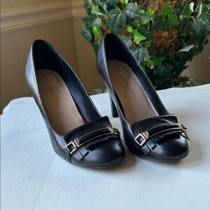 Franco Sarto Classic Black Leather Heels with Buckle Detail Women’s 9M